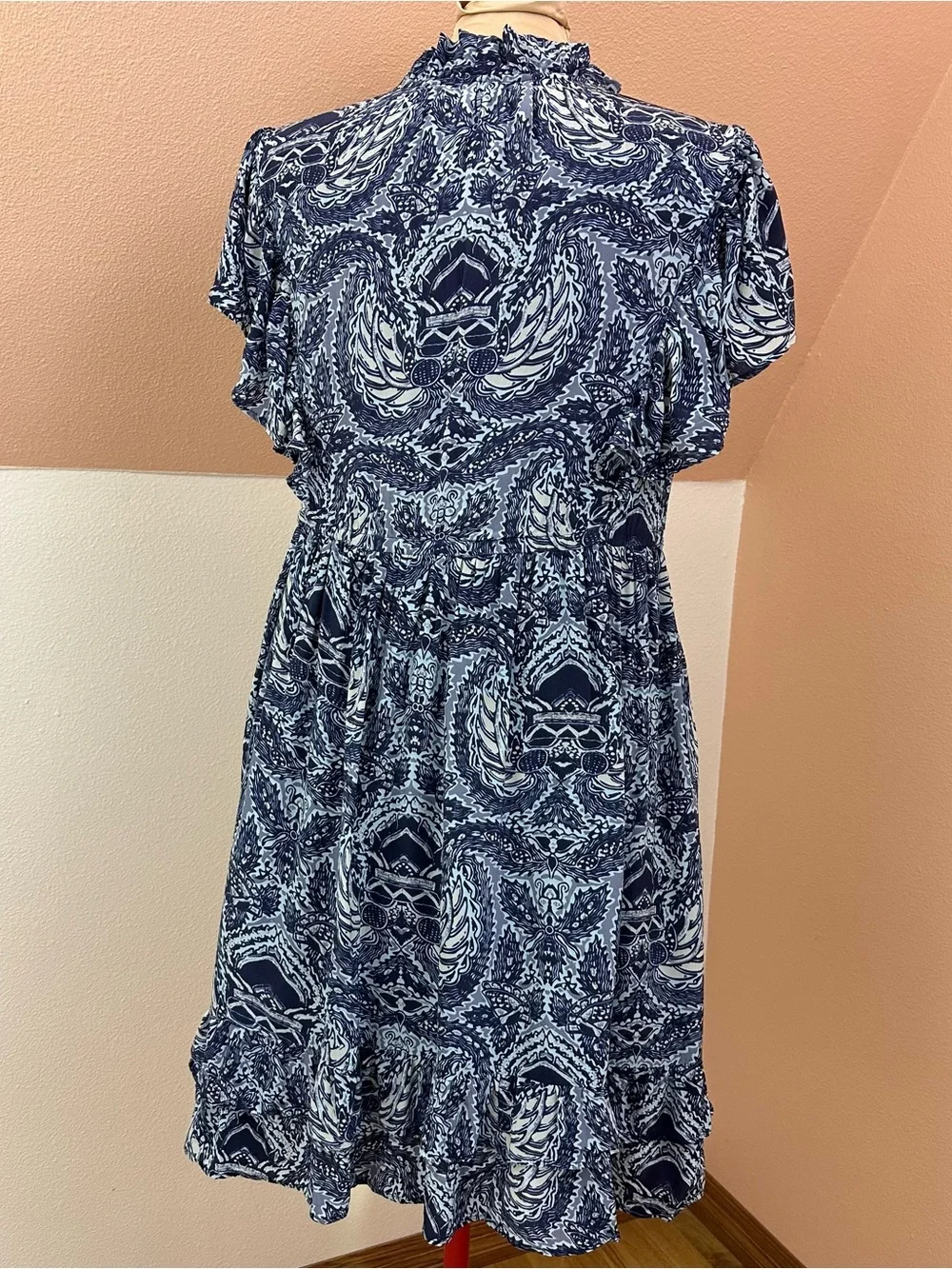 Sundance 100% Viscose Dress Womens L Blue Paisley Flutter Sleeve Empire Waist